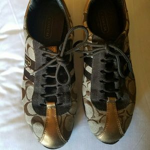 👟GUC Authentic Coach Brown Athletic Shoes, 8.5 👟