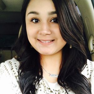 Meet your Posher, Maritza