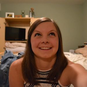 Meet your Posher, Simone