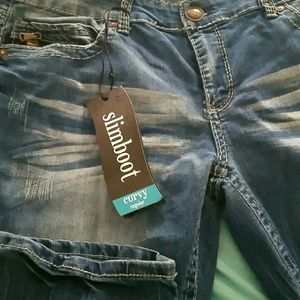 New juniors Ariya jeans