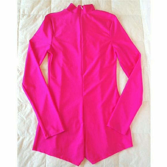 👗💖 Sexy mockneck long sleeves romper 🎀 - Picture 3 of 3
