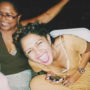 Meet your Posher, Glenda