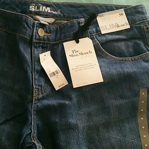 Very nice pair of women's jeans.