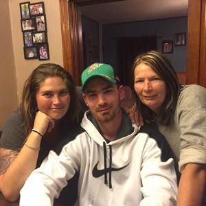 Meet your Posher, Brandy