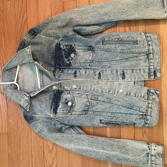 Brandy Melville acid wash denim jacket