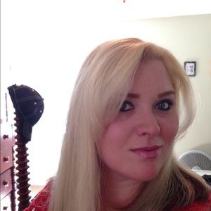 Meet your Posher, Sabra