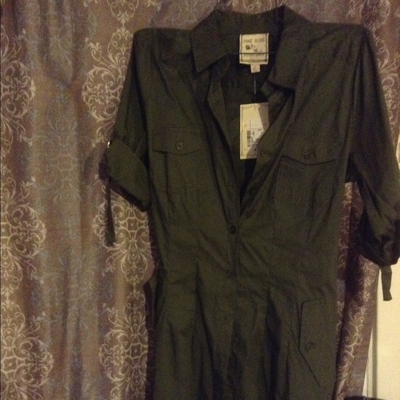Olive button down top long