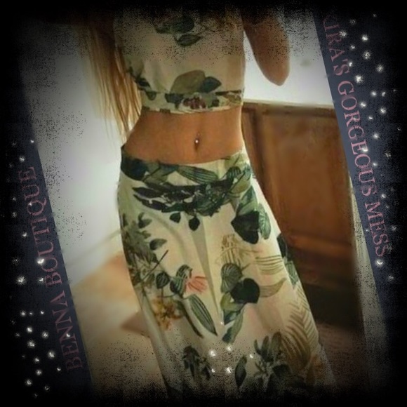 BNWT 🌺HOST PICK🌺Halter w/ High Waist Long Skirt - Picture 4 of 4