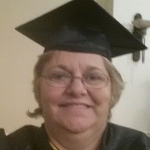 Meet your Posher, Connie