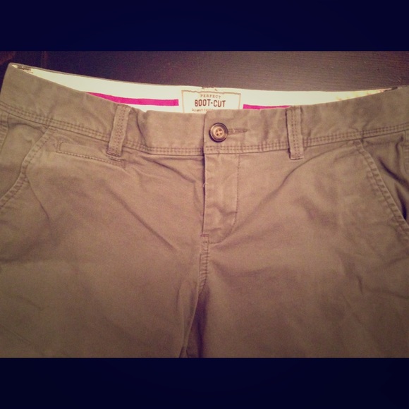 **SOLD/BUNDLED** Size 4 Low-Rise Old Navy Pants