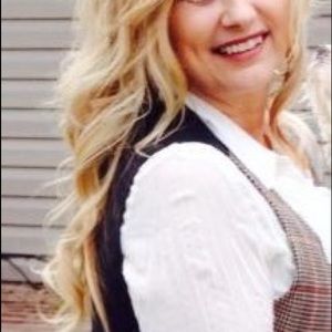 Meet your Posher, Sandra