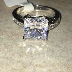 SIZE 8 CZ ENGAGEMENT RING