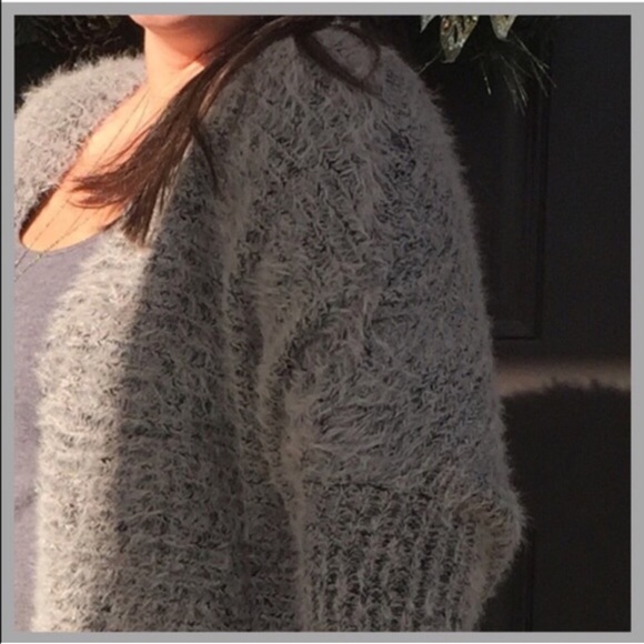 π Faux Fur Cardigan π - Picture 3 of 4