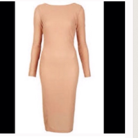 Topshop Dresses & Skirts - 🌹BEAUTIFUL CHAMPAGNE AND GOLD DRESS🌹