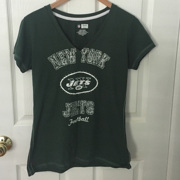 Official NFL NY Jets v-neck t-shirt, size large