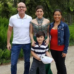 Meet your Posher, Stacy-jo