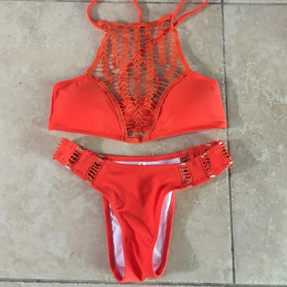 Summer Orange Swim Set