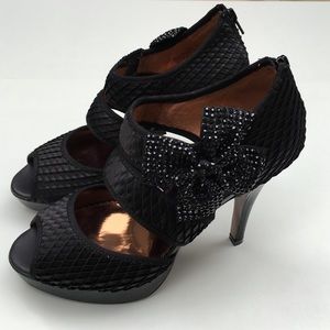 Black Heels, Poetic Licence, NIB Size 9