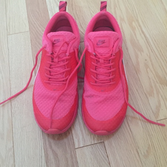 Nike air max Thea in hot pink