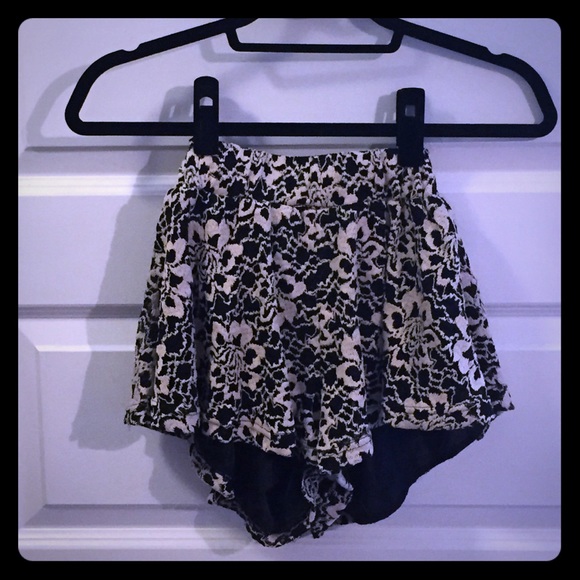 Brandy Melville shorts