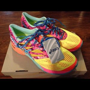 Women's ASICS Size 10 Brand New with Tags!!!