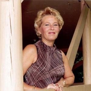 Meet your Posher, Joyce