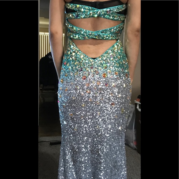 Turquoise prom dress - Picture 4 of 4
