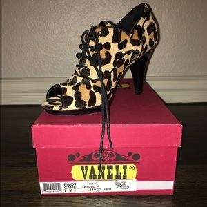 Vaneli peep toe booties