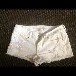American eagle white shorts