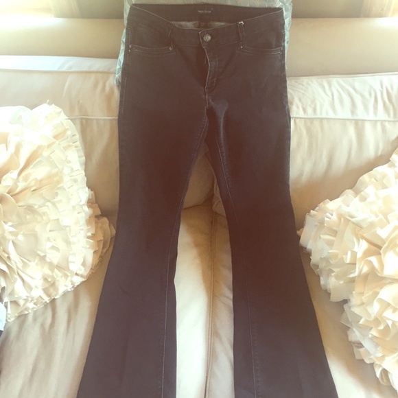 ADORABLE White House Black Market jeans!