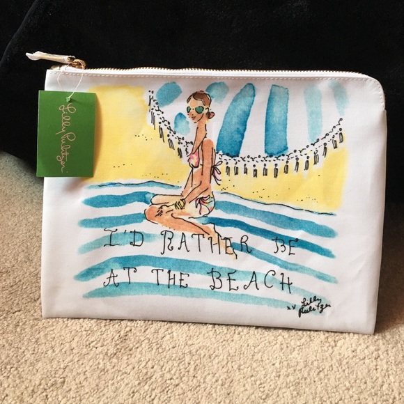 Lilly Pulitzer Handbags - Lilly Pulitzer "pick me up" large pouch