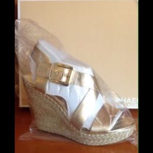 Michael Kors wedges sz 8