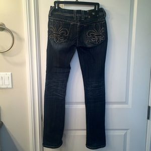 Miss Me straight let jeans size 28
