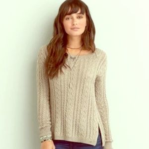 NWOT American  Eagle Sweater