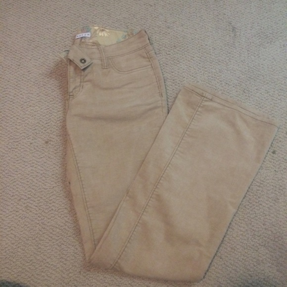 Final price🆕 GAP corduroy stretch wide leg