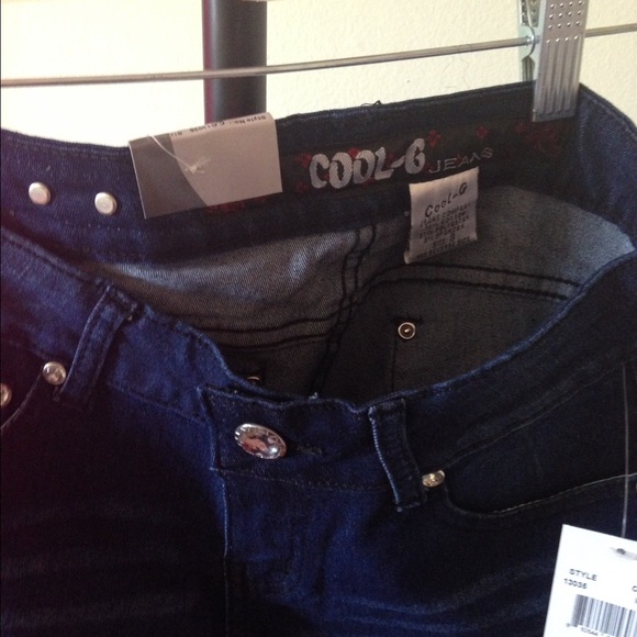 Jeans - Picture 4 of 4