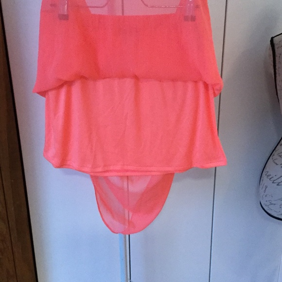 Express neon pink high low skirt - Picture 3 of 3