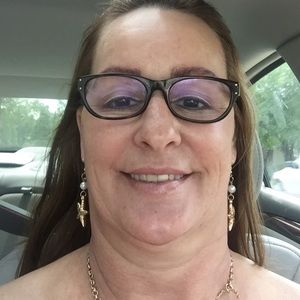 Meet your Posher, Paula