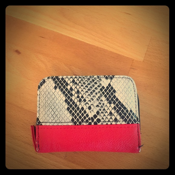 Wallet like new ! - Picture 1 of 4
