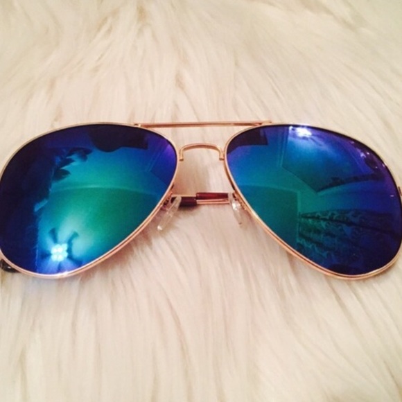 Blue Mirrored Lens Aviator Sunnies - Picture 3 of 4