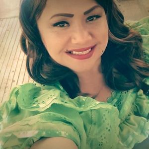 Meet your Posher, Denise