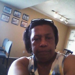 Meet your Posher, Alma