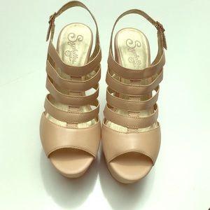 Seychelles Tan sling back Heels, Size 9, NIB
