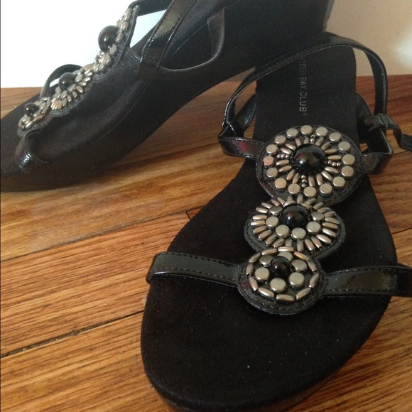 Heels - Picture 1 of 4