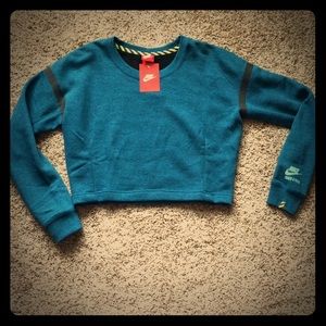 Nike Crop Top Sweater💕
