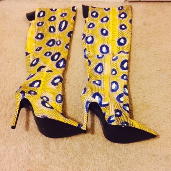 Knee high heels size 6 worn twice