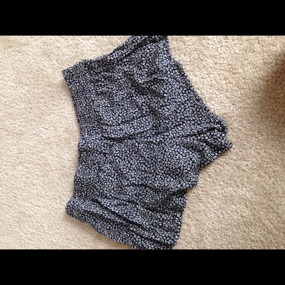 Forever 21 shorts - Picture 1 of 1