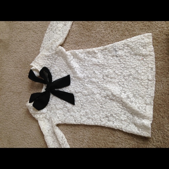 Lace forever 21 - Picture 1 of 2