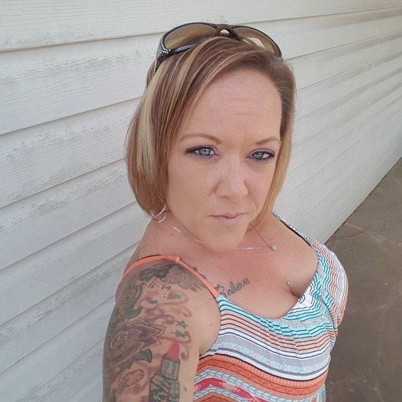 Meet your Posher, Lindsey