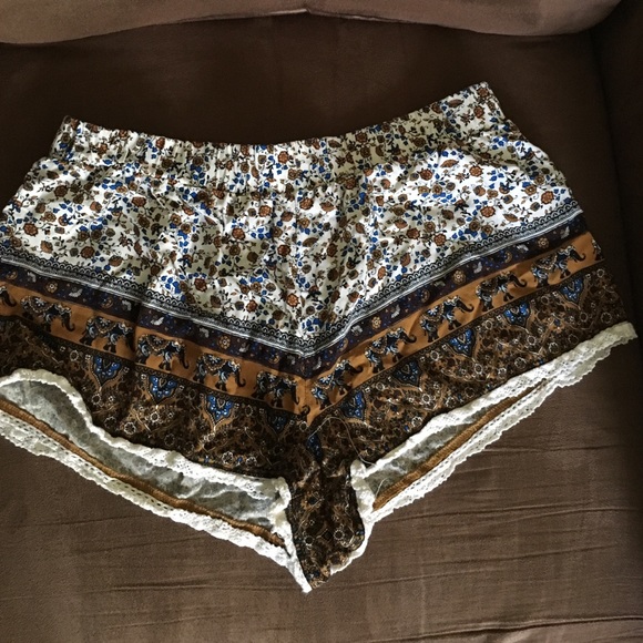 Forever 21 Crochet-Trimmed Floral Shorts